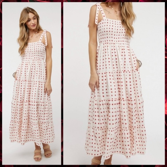 Lux Brand Lined Maxi Dress Smocked, Ruffled Tiers, Wide Shoulder Ties & Pockets - Picture 14 of 14